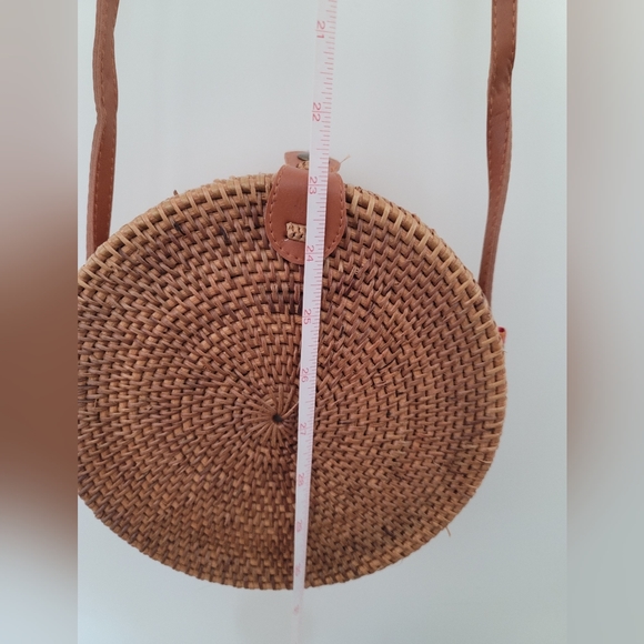 Crossbody rattan handbag - Picture 10 of 11